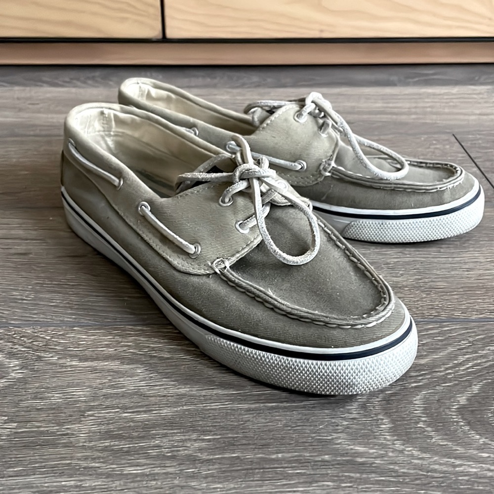 Sperry boat shoes- size 7- good condition, super comfortable!